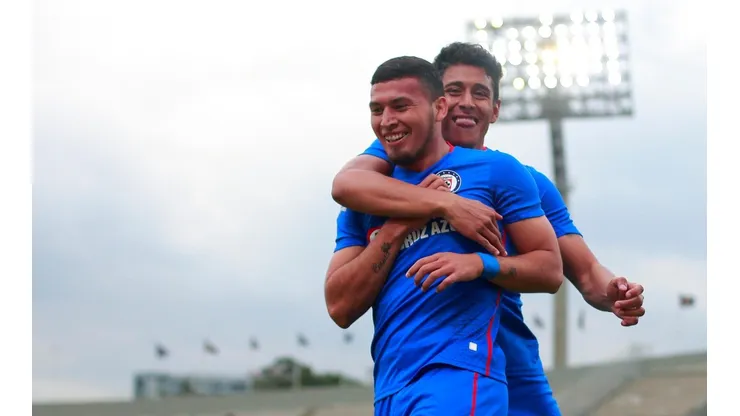 Cruz Azul sufre de más para derrotar al León por la J3