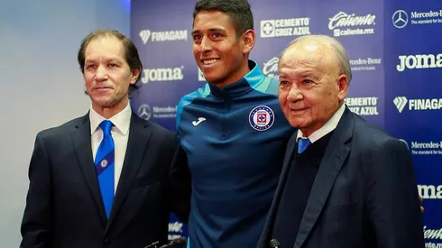 Jaime Ordiales en la presentación de Luis Romo