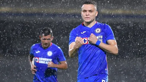 Jonathan Rodríguez celebra su tanto ante el Santos Laguna