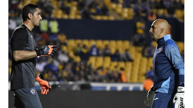 Pérez es parte del cuerpo técnico de Cruz Azul.