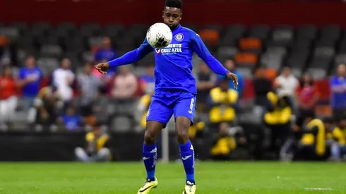 Agente de Jonathan Borja anticipa su renovación con Cruz Azul