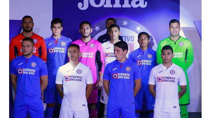 Se filtran nuevas imágenes de la posible playera 2020-21 de Cruz Azul