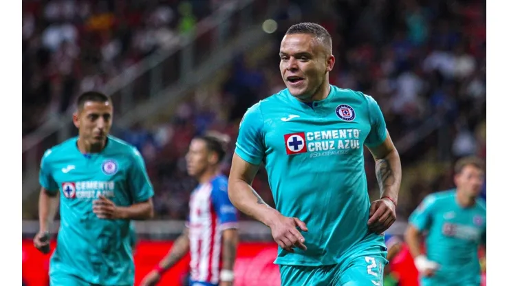 Cabecita se luce con Cruz Azul.