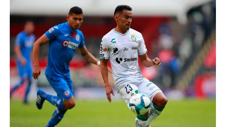 Peligra Cruz Azul vs Santos por 4 casos de covid-19 en los laguneros