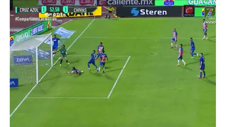 VIDEO: Cruz Azul empata a Chivas en la final con autogol ridículo de Mier