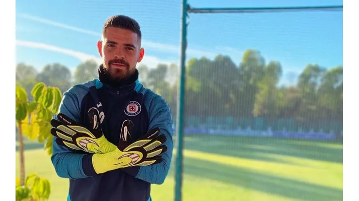 Gudiño y la lucha por el arco de Cruz Azul: "Es una motivación extra"