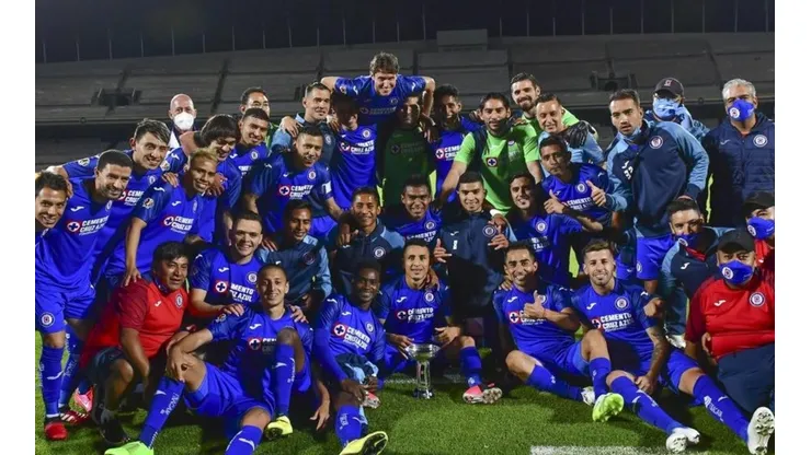 Siboldi le dedica a la afición la Copa por México que ganó Cruz Azul
