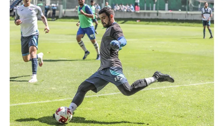 Andrés Gudiño en el entrenamiento