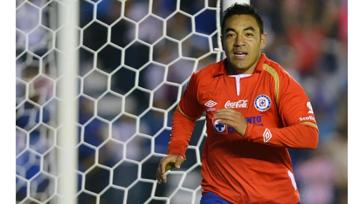 ¿Podría volver Marco Fabián a Cruz Azul el próximo torneo?