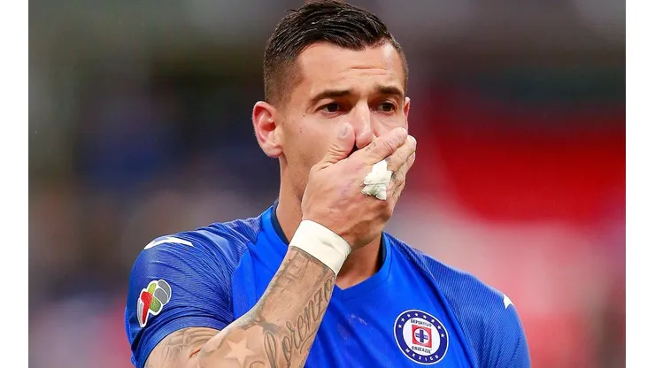 Oficial: Caraglio es uno de los jugadores con covid-19 en Cruz Azul