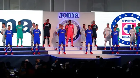 Las playeras filtradas de Cruz Azul para la temporada 20-21 son falsas