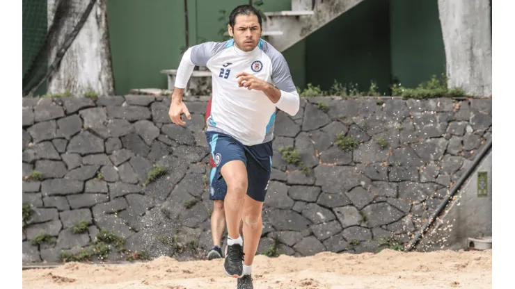 El defensor en su entrenamiento diario
