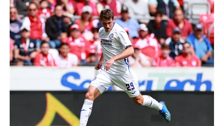Santiago Giménez en el partido ante el Toluca