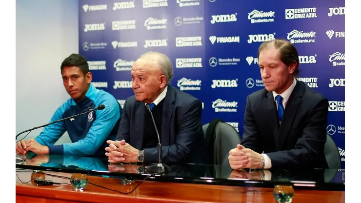 Anuncian una nueva demanda contra Billy Álvarez