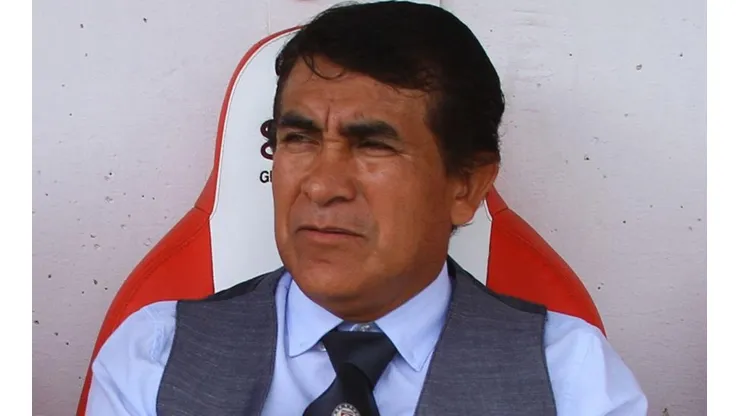 Martínez platica sobre el presente de la Femenil.