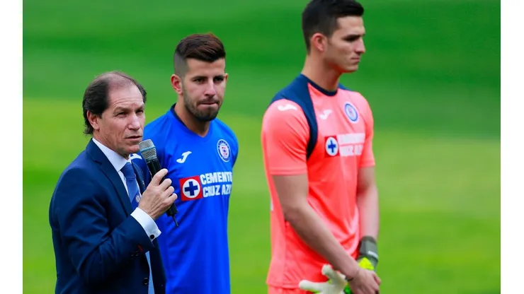 Ordiales revela cómo serán las altas y bajas de Cruz Azul para el Apertura