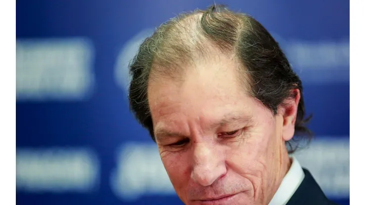 Ordiales en su presentación como director deportivo de Cruz Azul