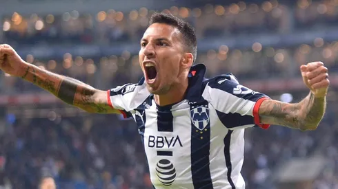 Leonel Vangioni en un partido con Monterrey