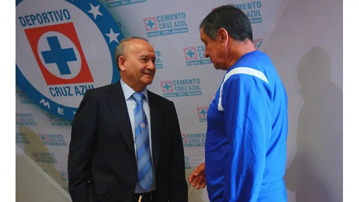 Abogados de Cruz Azul contra denuncian a los socios disidentes