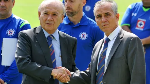 Los fichajes con precios inflados se llevan las portadas en México