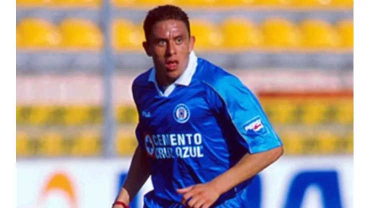 La Vitola en un partido con Cruz Azul