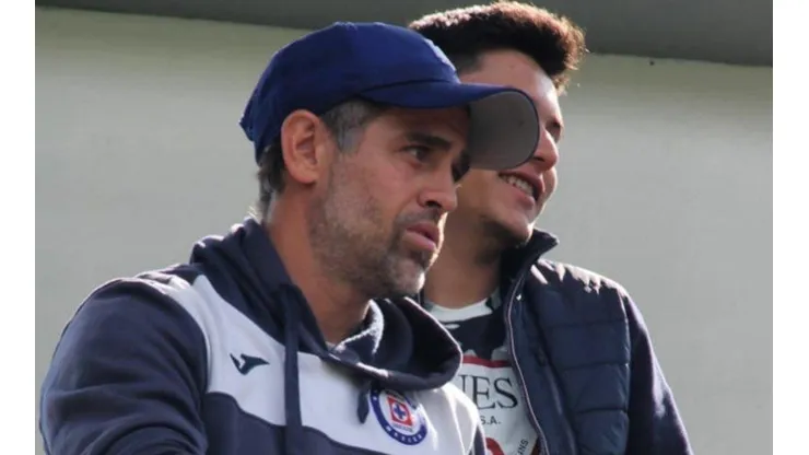 Insólito: Gringo Castro corrió a parte de la Sub-17 por ¡videollamada!