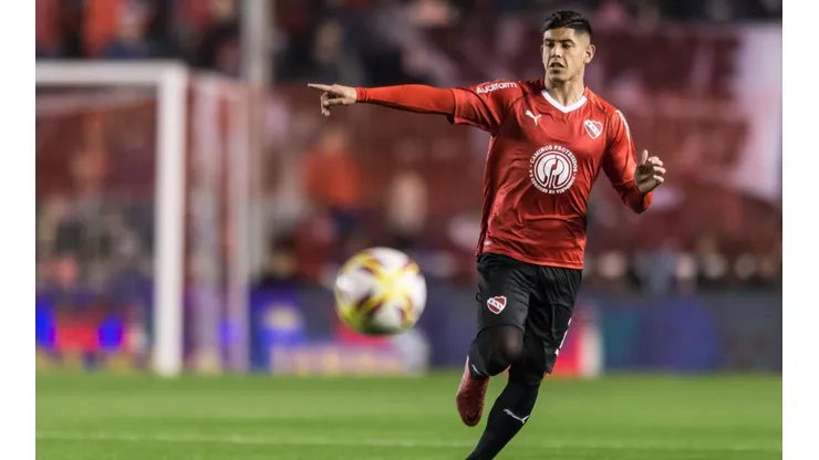 Alan Franco en un partido de la Superliga argentina
