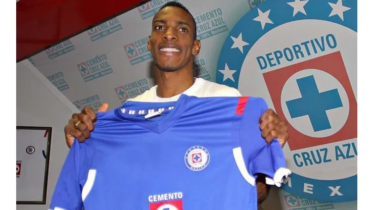 Umbro se burla de Cruz Azul por curioso detalle en redes sociales