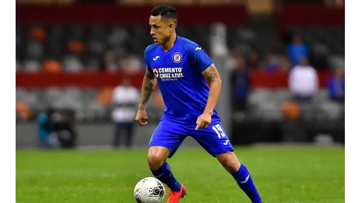 Desmienten posibles ofertas a Cruz Azul por Yoshimar Yotún.