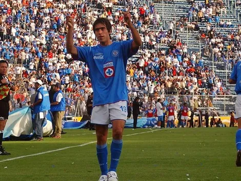 Delgado dona playera para luchar contra coronavirus