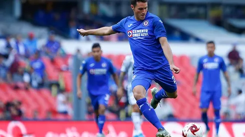 Santiago Giménez en el partido ante Atlas del Clausura 2020 de la Liga MX