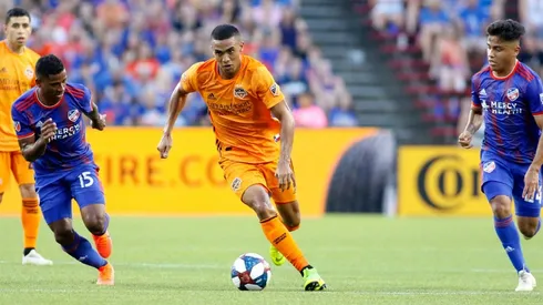 ¿Por qué se cayó la llegada de Mauro Manotas a Cruz Azul?