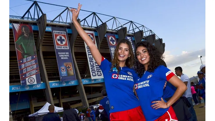 Las de Azul en en la previa de un partido