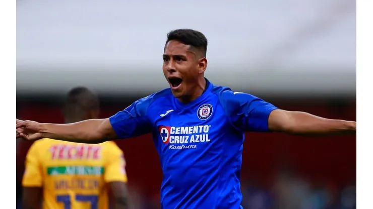 Romo quiere dejar su huella marcada en Cruz Azul