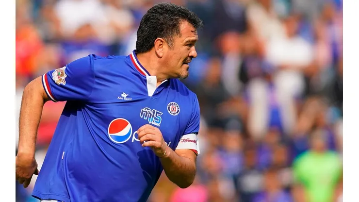 Hermosillo desmenuza y da consejos a la delantera actual de Cruz Azul