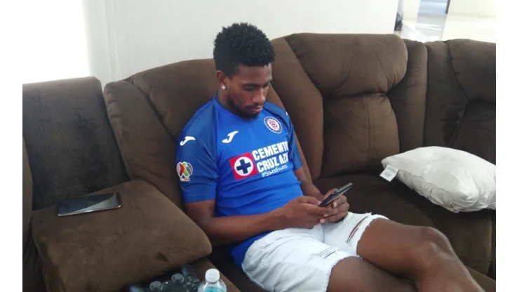 El grave error de Borja que le costó la derrota a Cruz Azul en la eLiga MX