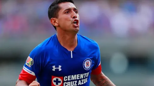Cruz Azul comparte golazo de Hernández en desafío de redes sociales.