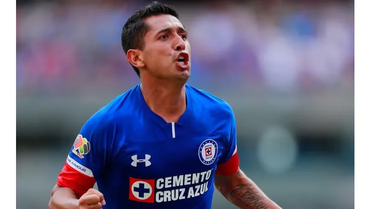 Cruz Azul comparte golazo de Hernández en desafío de redes sociales.
