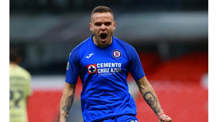 'Cabecita' celebra su tanto al América