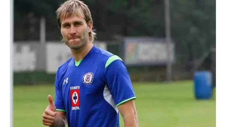 Aníbal Zurdo Rodríguez en un entrenamiento con Cruz Azul