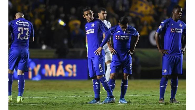 Alfredo Álvarez confirma que bajarán los sueldos del plantel de Cruz Azul