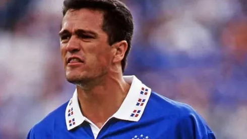 Carlos Hermosillo es el máximo anotador en la historia de Cruz Azul
