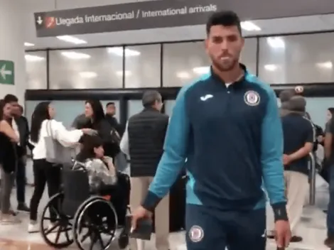 Así fue la llegada de Cruz Azul a CDMX: Sin tapabocas y sin afición