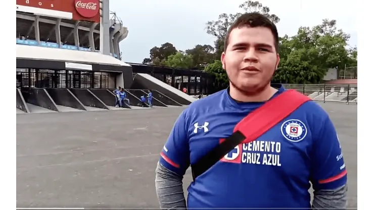 Los aficionados que llegaron al Azteca a pesar de la suspensión