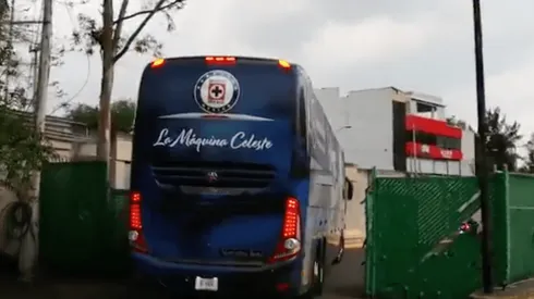 Cruz Azul ya está en el Azteca listo para derrotar al América en el Clásico