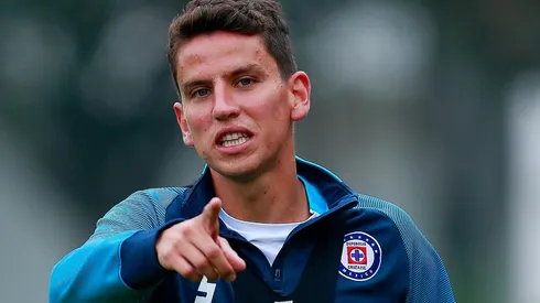 Lichnovsky entrena a la par y podría volver a jugar este fin de semana