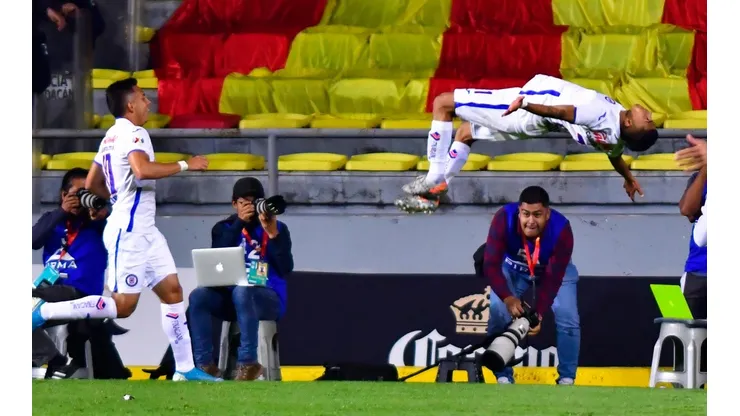 En qué se parece este Cruz Azul al último que fue líder