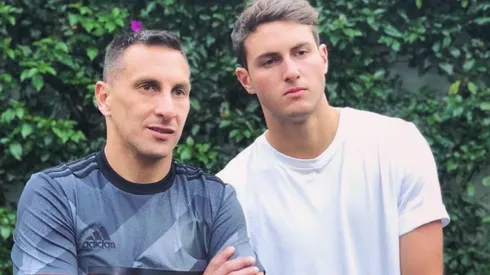 Santi comparte entrevista con el Chaco y recuerda su debut en Cruz Azul