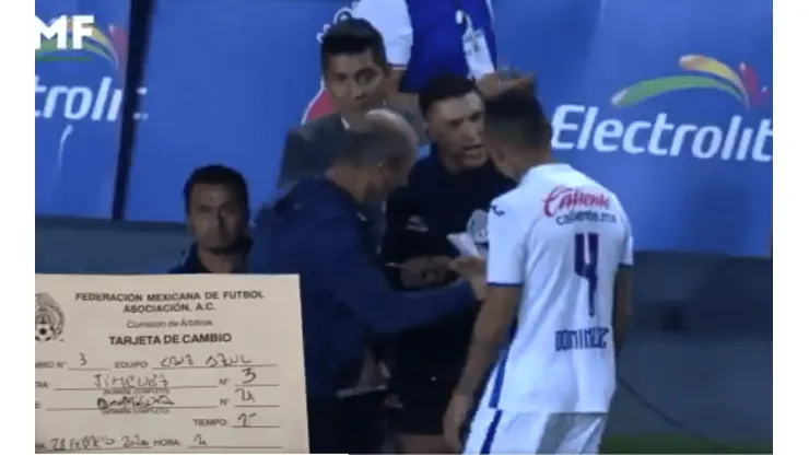 Mostraron la tarjeta de cambio que provocó polémica en el Morelia-Cruz Azul
