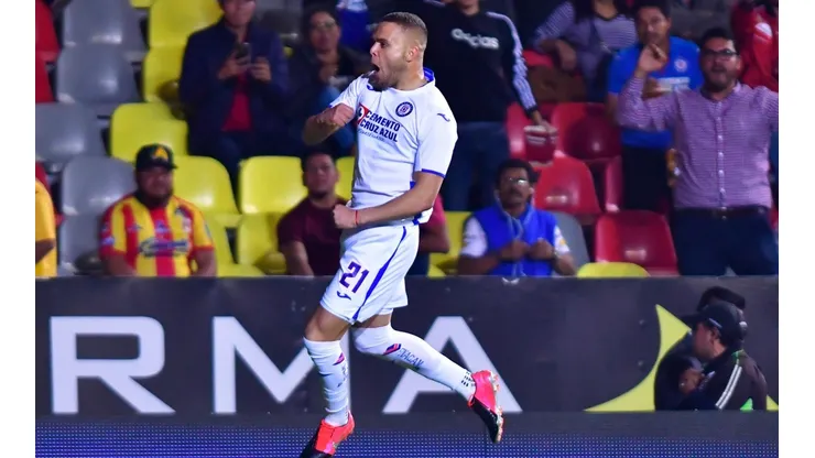 ¡Líder! Cruz Azul manda en la tabla tras el triunfo